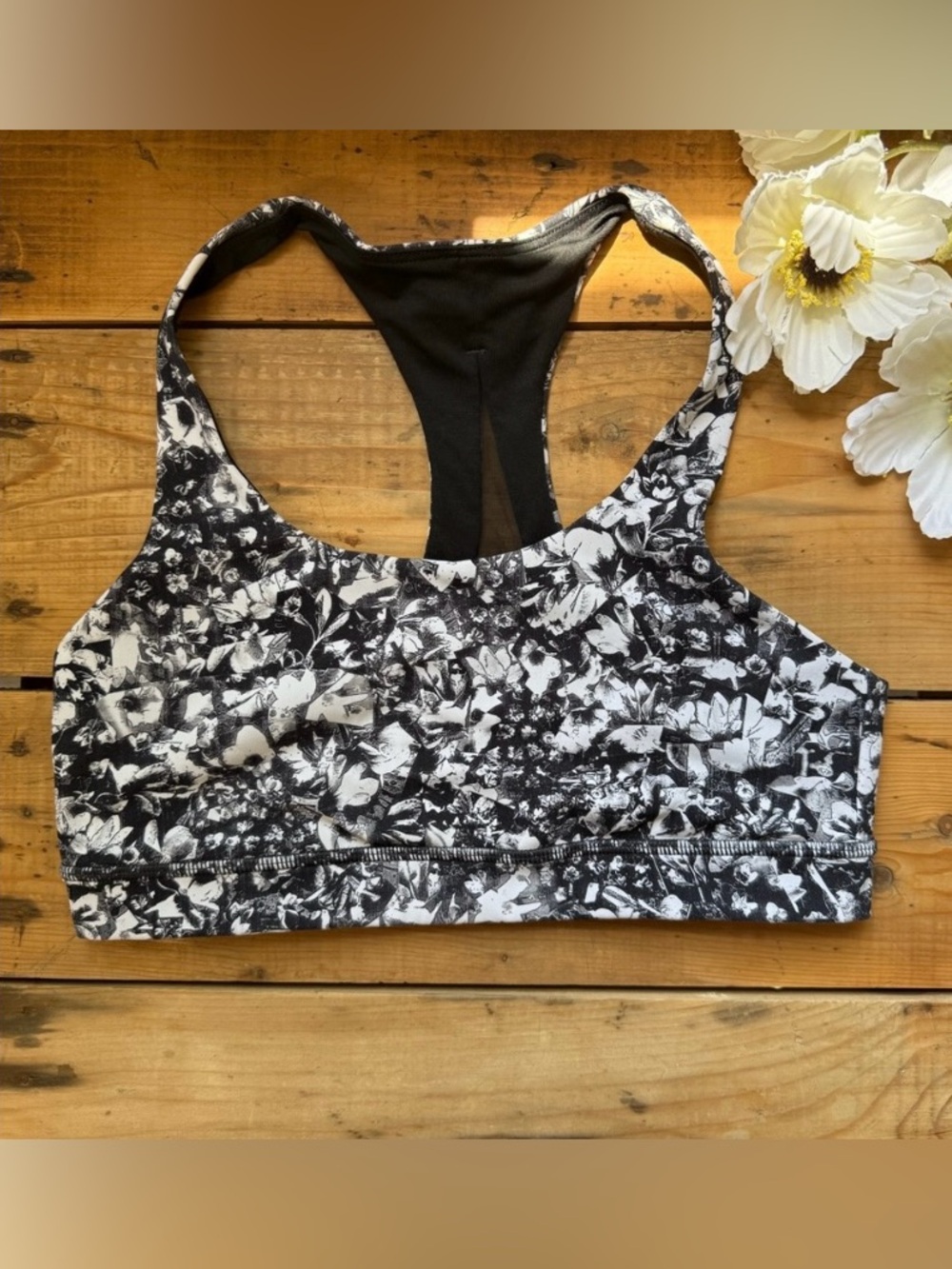 Athleta Black & White Floral Racerback Sports Bra